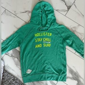 Hollister women’s 3/4 sleeve pullover swearshirt